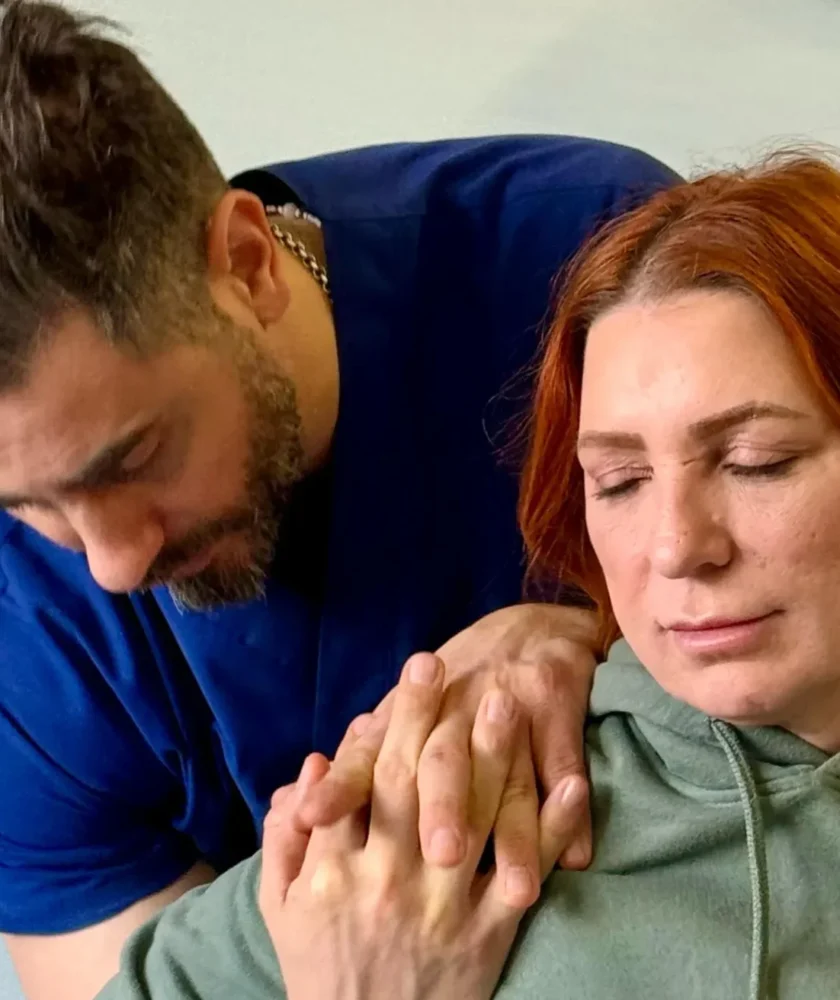 CRPS Support Patient getting Physical therapy in Italy